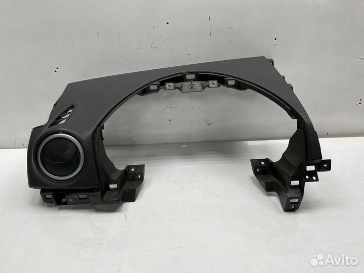 Накладка торпеды левая Mazda 3 BK