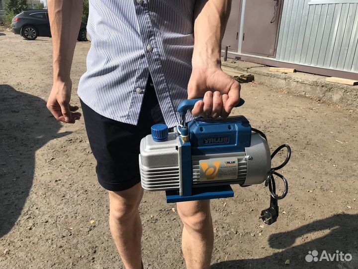 Вакуумный насос Value + манометрический коллектор