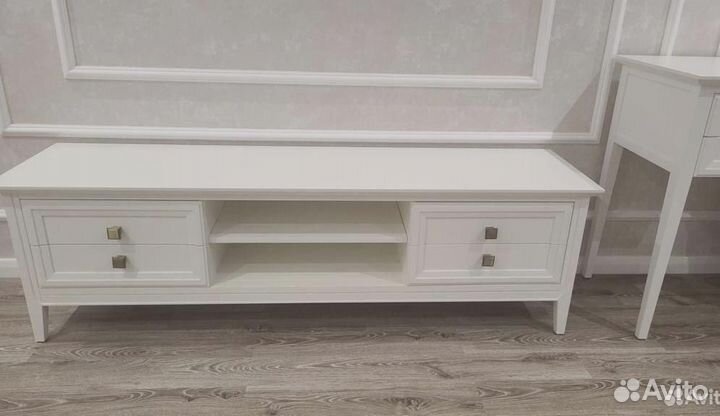 Тумба под тв