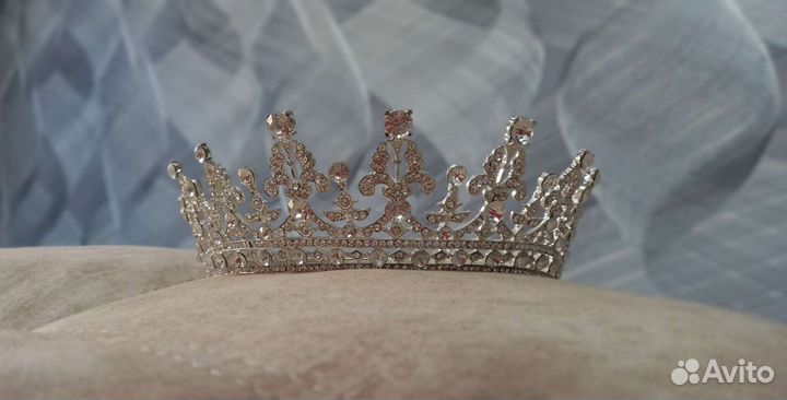 Диадема в аренду