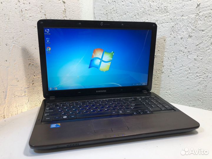Ноутбук Samsung i3 370M / DDR3 4GB / 120GB SSD
