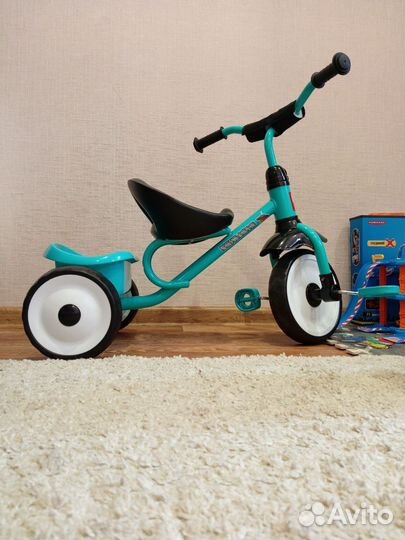 Трехколесный велосипед