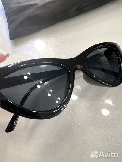 Солнцезащитные очки