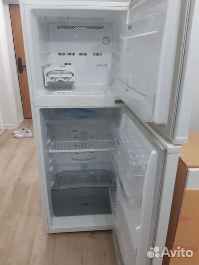 Холодильник бу Samsung
