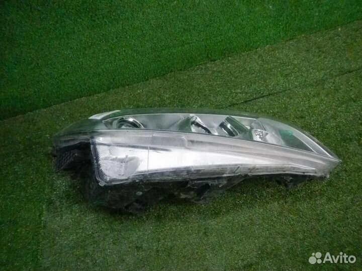 Фара правая Suzuki Vitara 2 (2014-2019) галоген