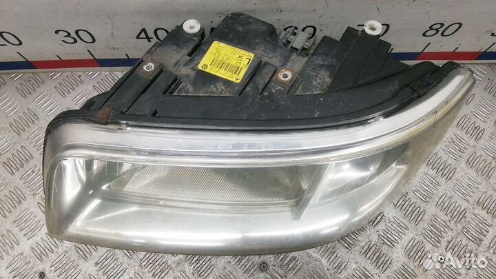 Фара Volkswagen Transporter T5 (2003-2014)
