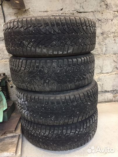 Pirelli Formula Ice 205/55 R16 96T