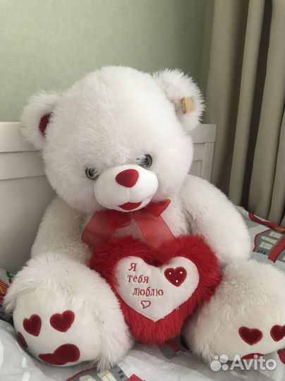 Плюшевый медведь большой