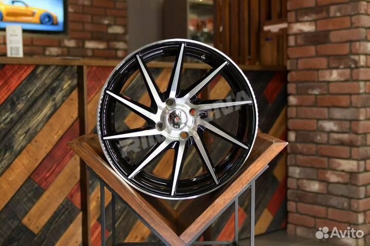 Литой диск в стиле vossen R17 5x114.3. Работаем с