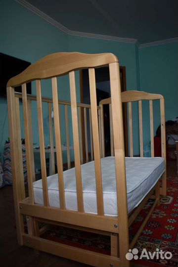 Детская кроватка
