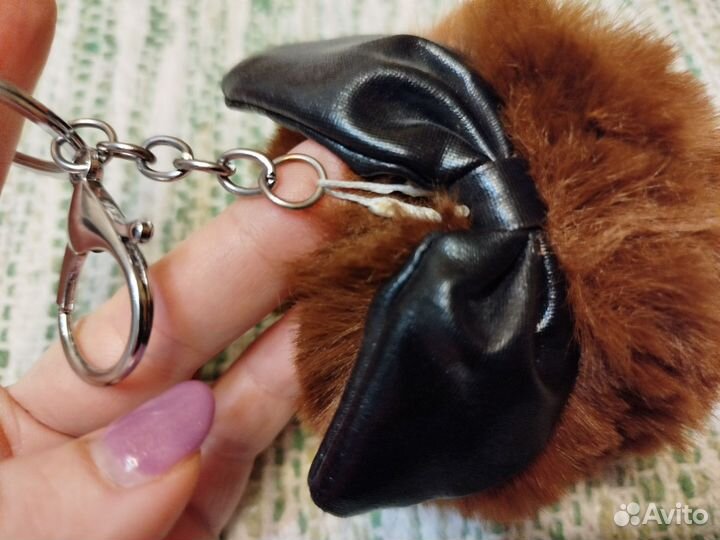 Меховой брелок
