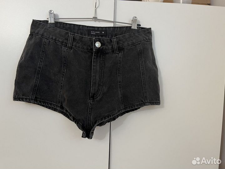 Шорты женские, джинсовые. Ультракороткие