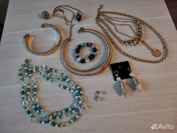 Бижутерия украшения разные