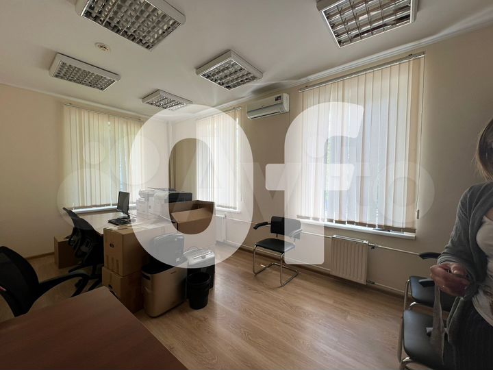 Продам здание, 1551 м²