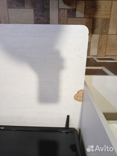 Письменный стол