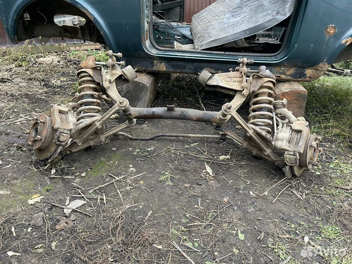 Балка передняя Нива 21214 21213 2121 Niva в сборе