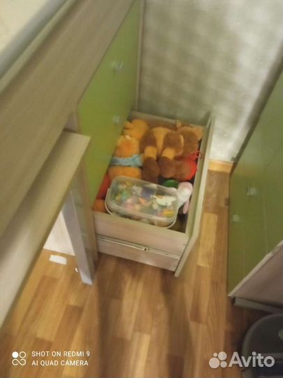 Детская кровать чердак со столом