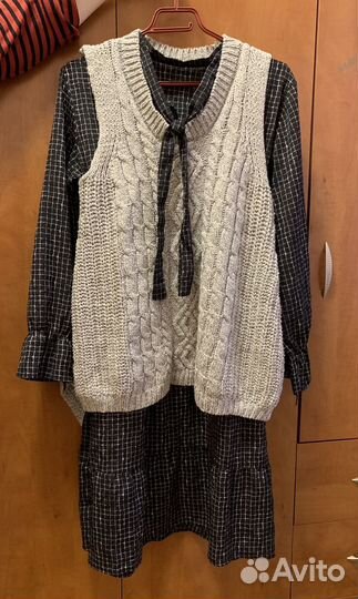 Комплект: платье с жилеткой
