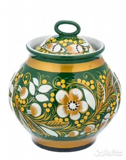 Чайник и сахарница