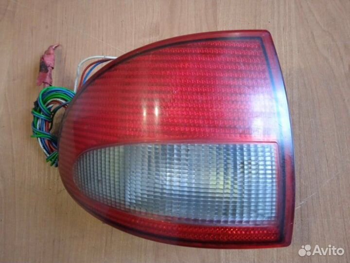 Фонарь задний левый Газ Волга 31105 1105 406 2004