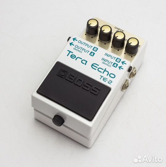 Boss TE-2 Tera Echo