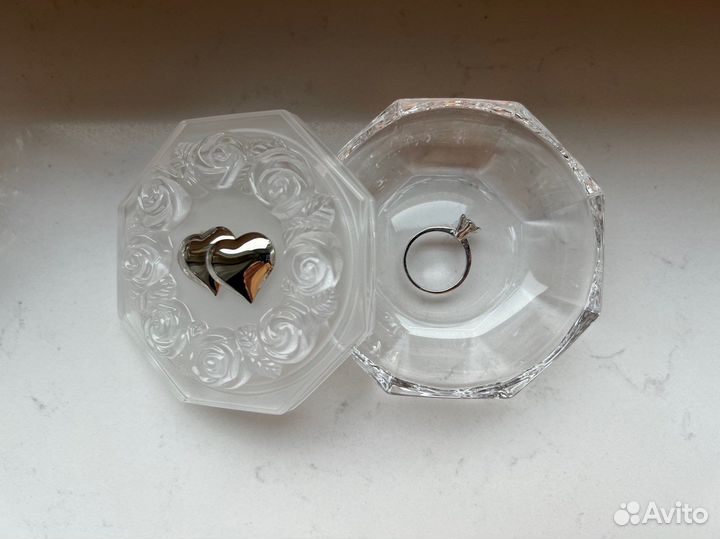 Шкатулка хрустальная для обручальных колец