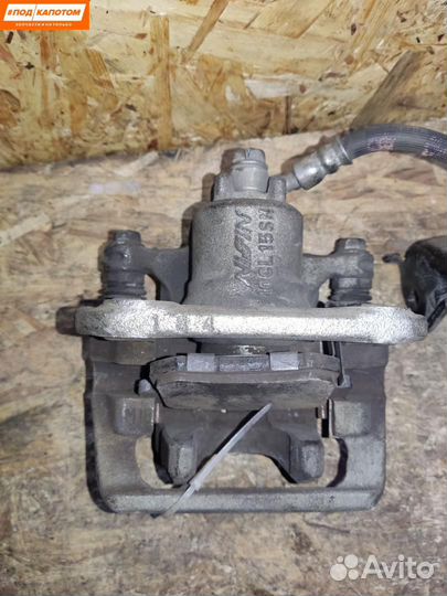 Суппорт тормозной задний левый Honda Accord 8