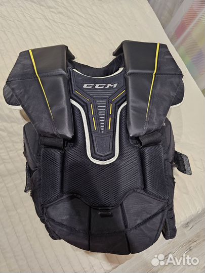 Вратарский нагрудник ccm