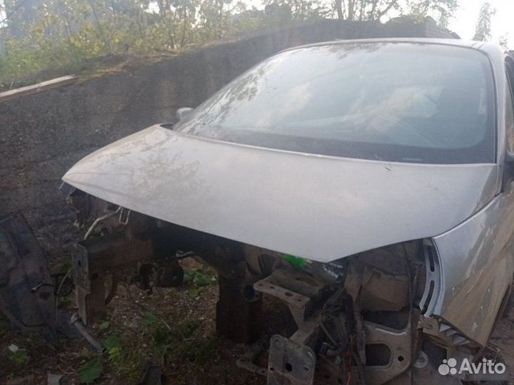 Капот Renault Scenic 2