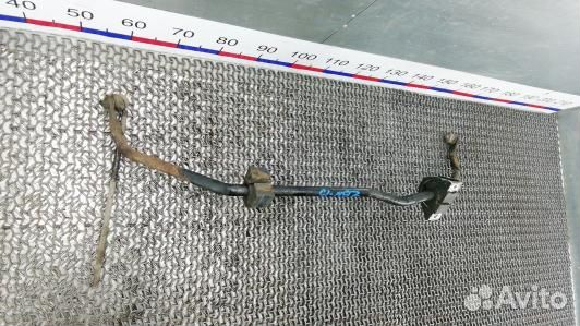 Стабилизатор поперечной устойчивости заднего моста