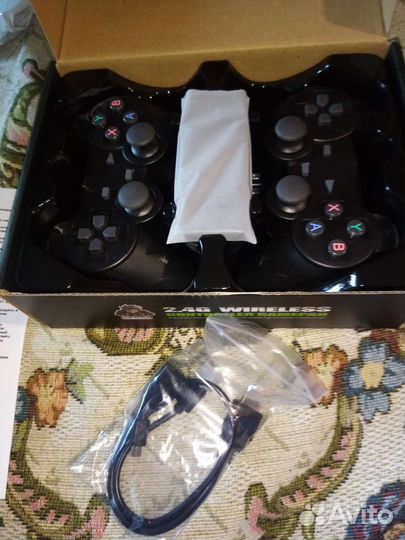 Игровая консоль