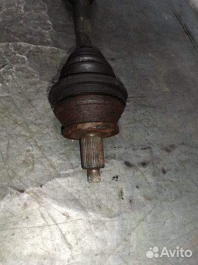 Полуось передняя левая Skoda Fabia (6Y) рест. 2006