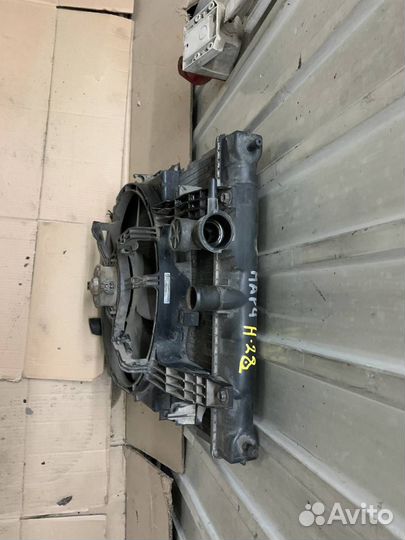 Радиатор двс nissan cube AZ10