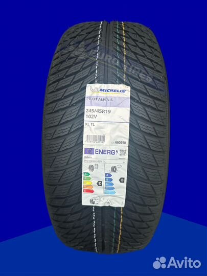 Michelin Pilot Alpin 5 245/45 R19 и 275/40 R19 105W