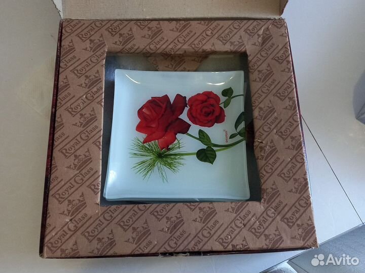 Набор тарелок