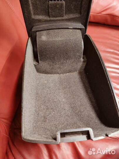 Подлокотник для nissan juke