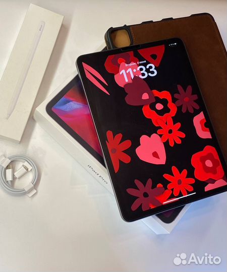 iPad Pro 11 2020 256 gb комплект + pencil