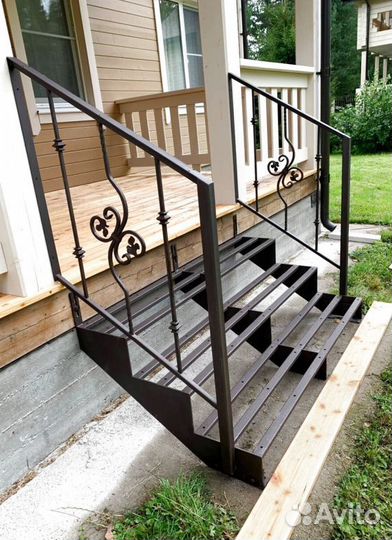 Лестницы винтовые под ключ