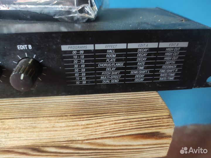 Процессор эффектов Alesis microverb 4