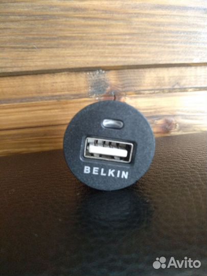 Зарядное устройство Belkin в прикуриватель