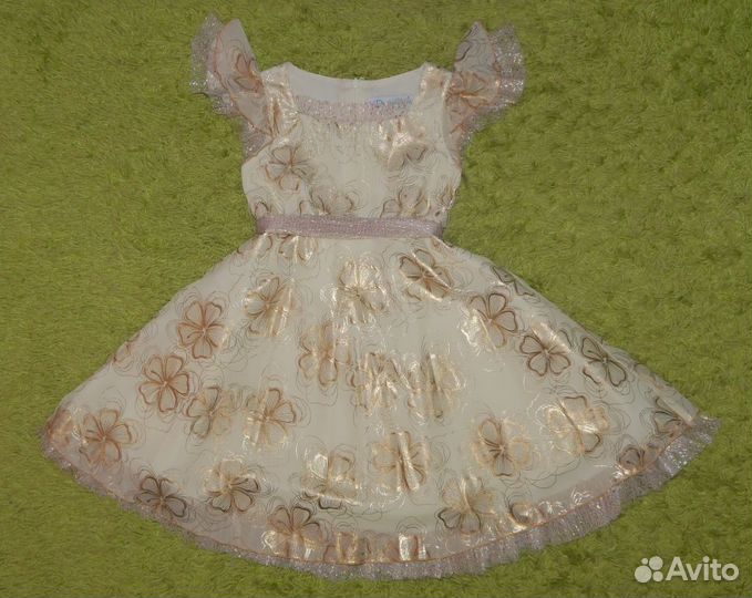 Замечательное платье для малышки, размер 98-110