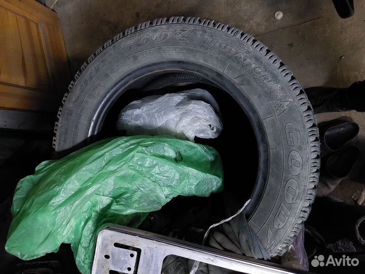 Goodyear UltraGrip 500 195/65 R15 31B