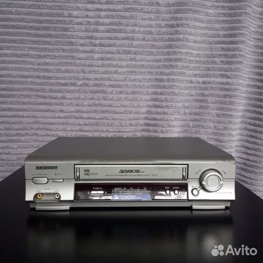 Видеомагнитофон (видеоплеер) VHS Samsung SVR-253