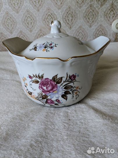 Супница и доска-корзина