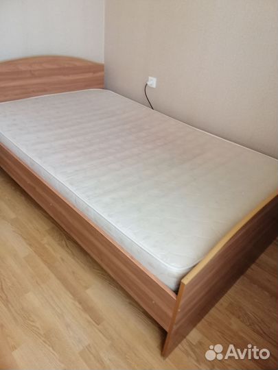 Кровать 120х200 бу