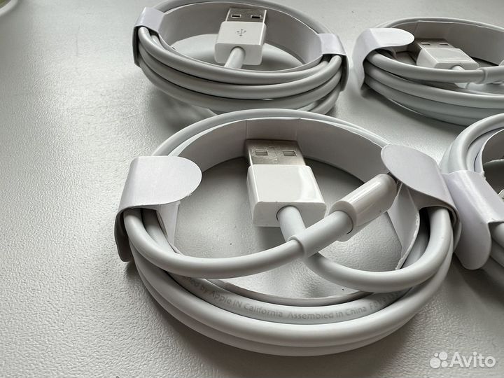 Кабель для зарядки
