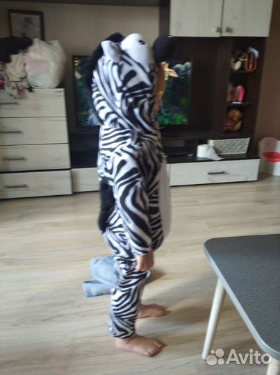 Новогодний костюм зебры