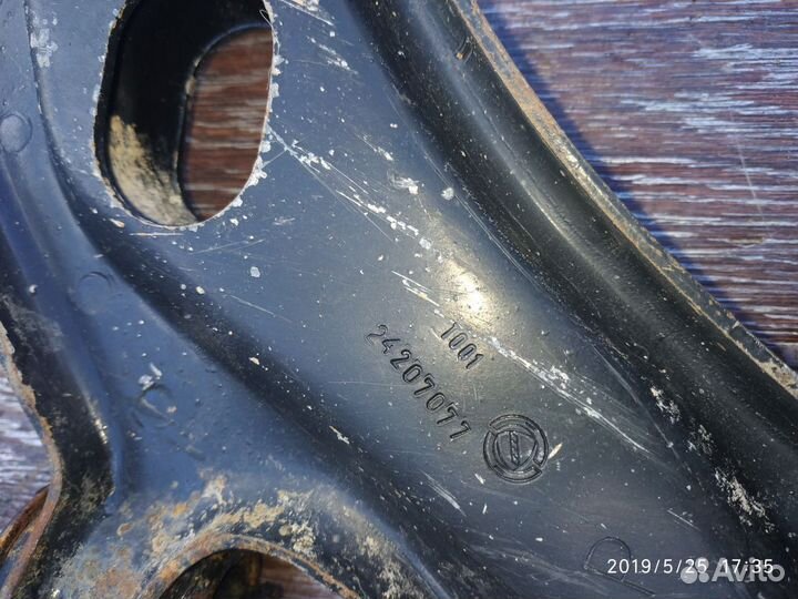 Рычаг передний левый для Fiat Albea 2002-2012