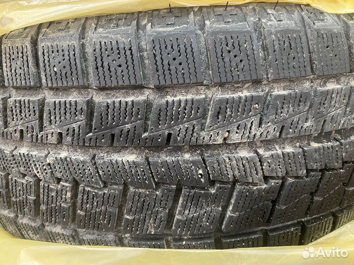 Three-A Freeze S1 215/55 R17