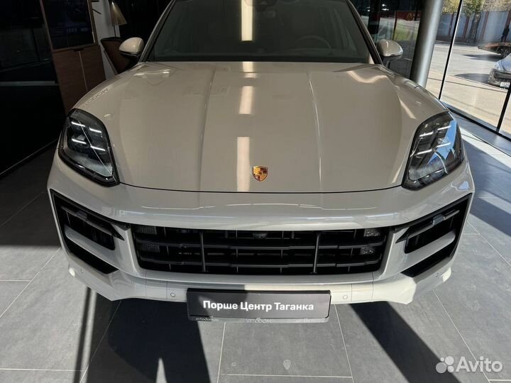 Porsche Cayenne 3.0 AT, 2024